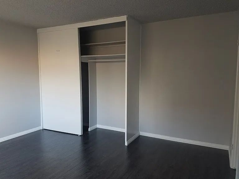 3601 E Vermont St #3 — Photo 9