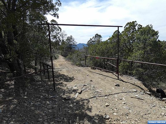 3rd image of Radio Tower Rd