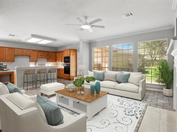 3202 Pleasant Cove Ct, Houston, TX 77059