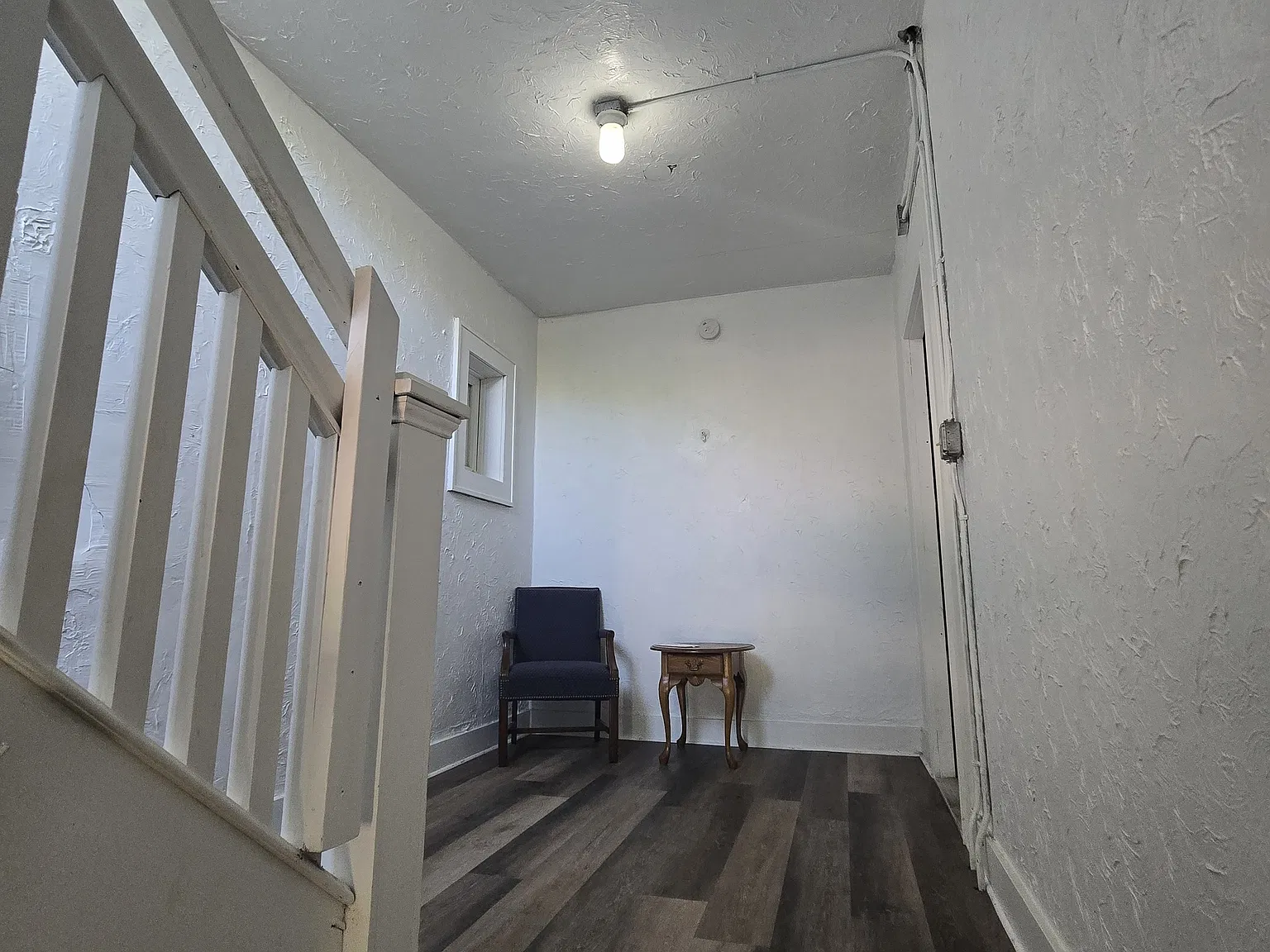 2 bed, $925 — Photo 2