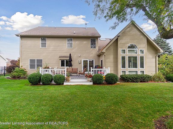 2nd image of 6391 Island Lake Dr