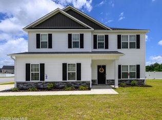 1001 Perch Pl, New Bern, NC 28562