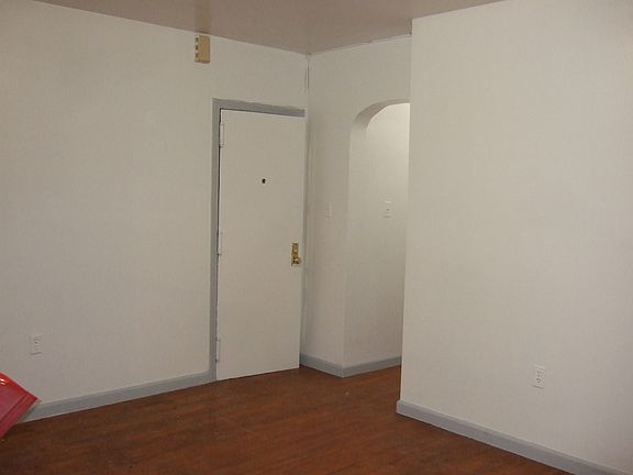 2nd image of 152 Rockaway Ave