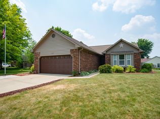 1184 Barcelona Dr, Greenwood, IN 46143