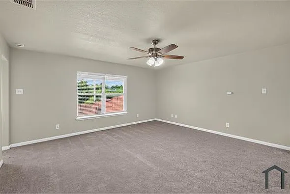6531 Luckey Sq — Photo 10