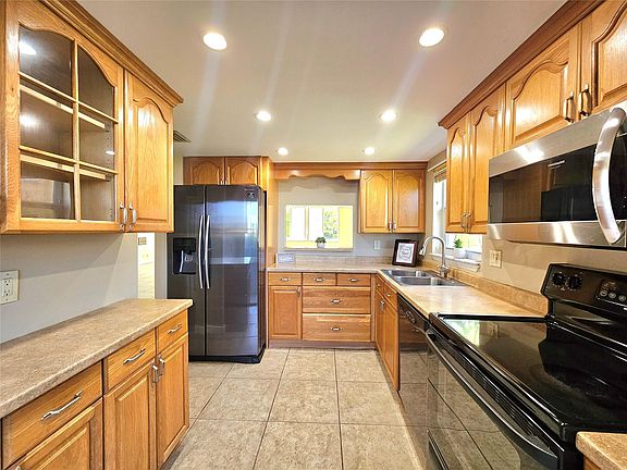 3rd image of 6700 Royal Palm Boulevard #112d