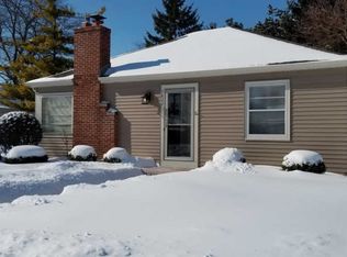 1822 Quincy Ave, Racine, WI 53403