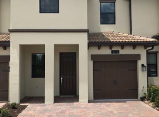 1312 Royal Street George Blvd, Davenport, FL 33896