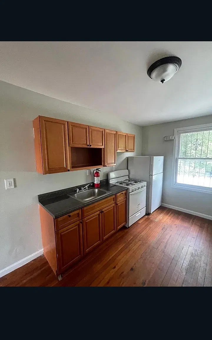 1 bed, $1,549 — Photo 2