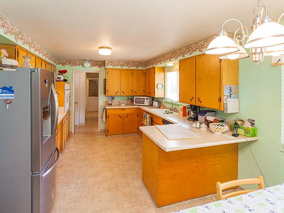 3rd image of 1440 Alrose Ln