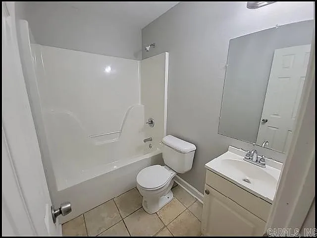 183 Charles Dr — Photo 8