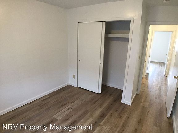 4th image of 1407 Pickett St #B-5