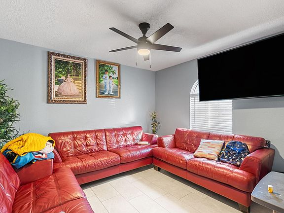 4th image of 7838 Breezeway St