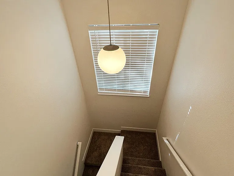 Parkview Apartments — Photo 8