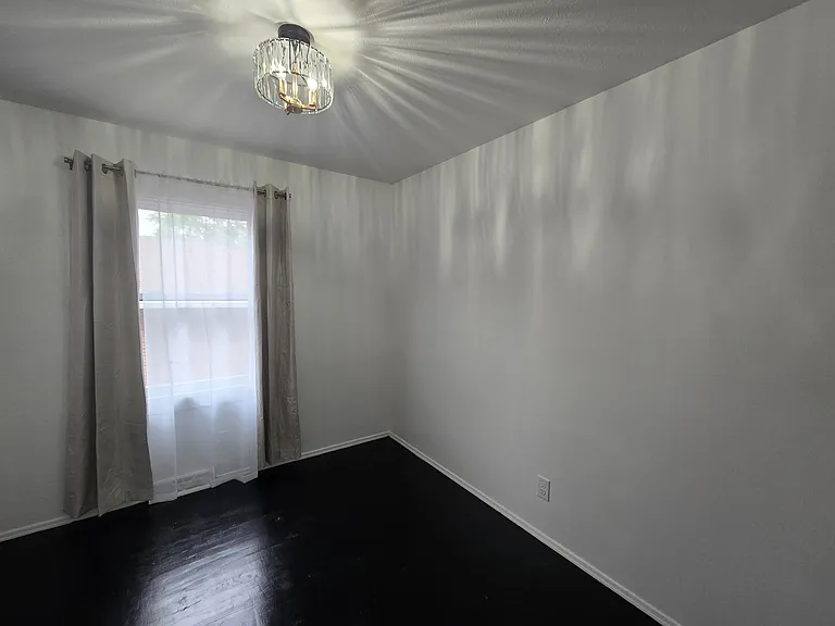 470 Zahn Dr #2 — Photo 13