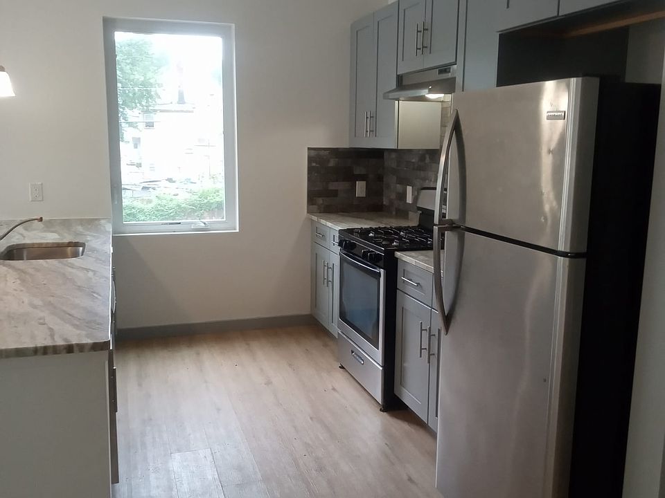 1st image of 195 Lincoln Ave #D