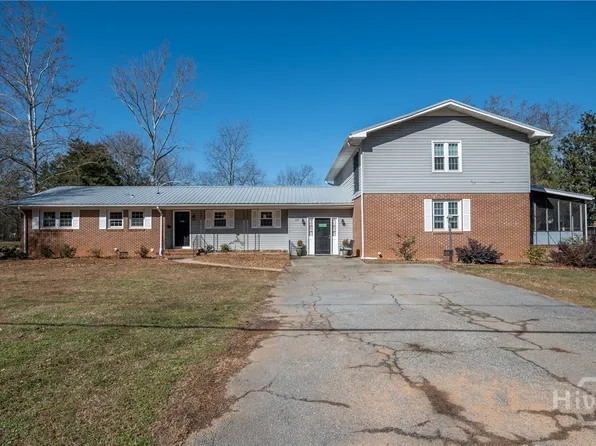 110 Lakeview Drive, Winterville, GA 30683
