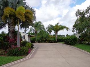 3001 W Riverbend Resort Blvd, Labelle, FL 33935