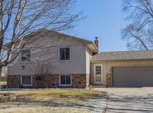 9001 Jefferson St NE, Blaine, MN 55434