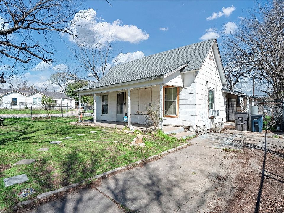 3222 NW Loraine St, Fort Worth, TX 76106 | Zillow