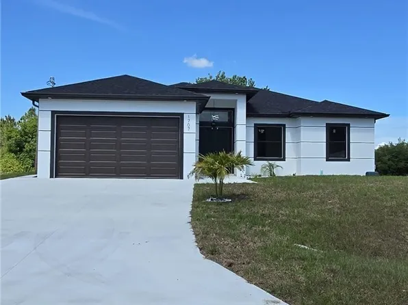 1707 Jefferson Ave, Lehigh Acres, FL 33972