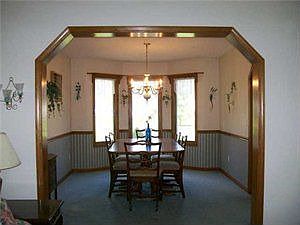 3rd image of 30 Rose Cir
