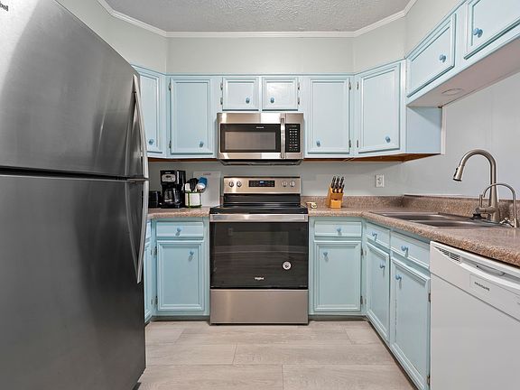 4th image of 9501 Shore Dr. #D-134