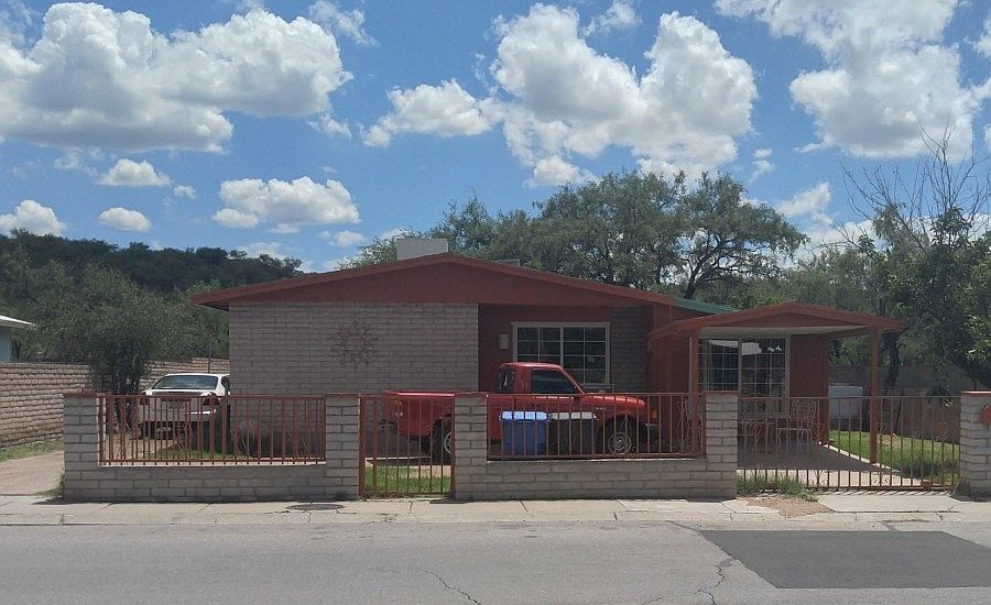 1st image of 250 E Calle Sonora