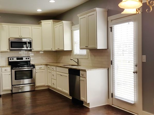 1600 Lincoln Dr, Watkinsville, GA 30677