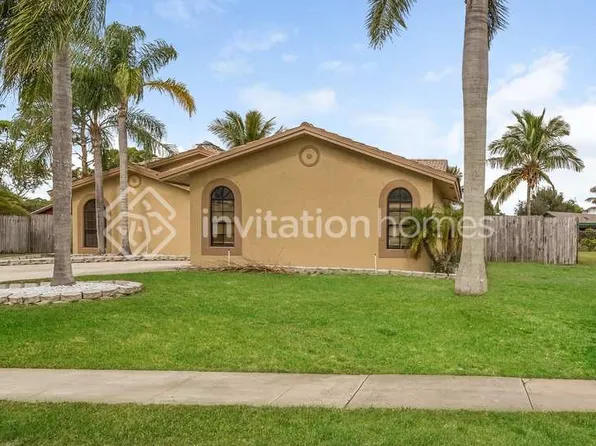 283 Ponce De Leon St, Royal Palm Beach, FL 33411