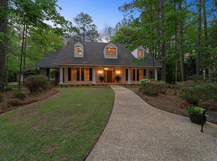12 Turnbury Dr, Hattiesburg, MS 39401