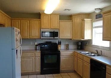 521 Firewood Dr — Photo 6