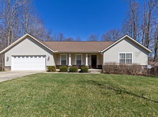 658 Crestrose Dr, Howard, OH 43028