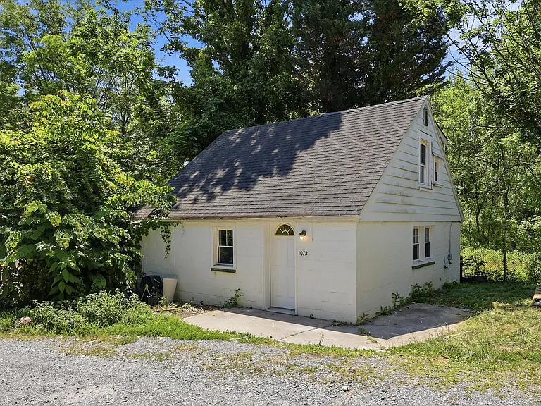 1072 Rocky Springs Rd — Photo 51