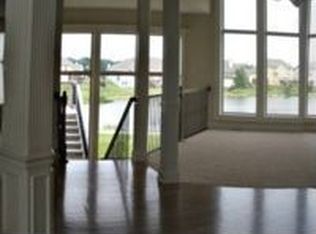 4513 SW Admiral Byrd Dr, Lees Summit, MO 64082