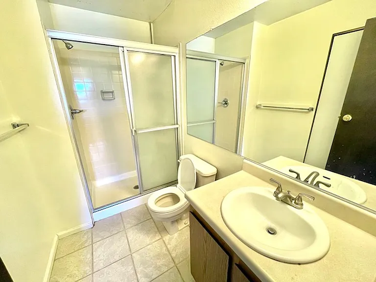 8555 Fairmount Dr #E203-E20 — Photo 16