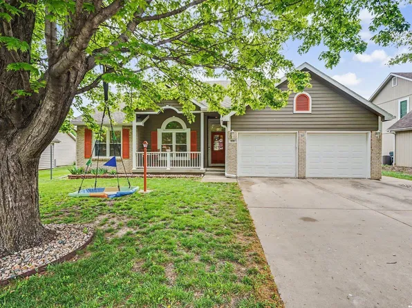 556 Brentwood Dr, Lawrence, KS 66049