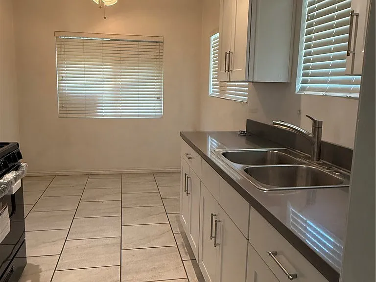 4845 Willard Ave — Photo 7