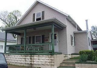 1st image of 647 S Roosevelt Ave