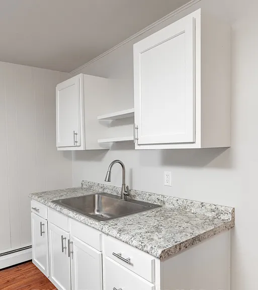714 S Wooster Ave #4 — Photo 2