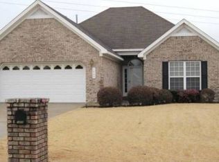 1409 Lake Pointe Dr SW, Decatur, AL 35603