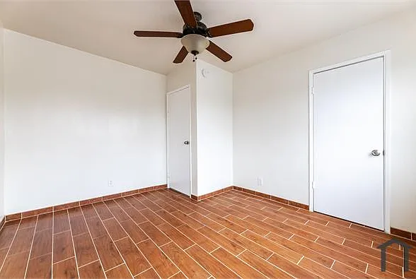 5873 1/2 Bonsallo Ave — Photo 9