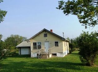 1083 Labette Rd, Pomona, KS 66076