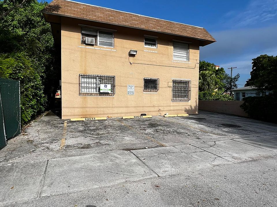 1st image of 7630 NE 2nd Ct APT 4