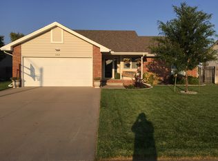 332 Colony St, Garden City, KS 67846
