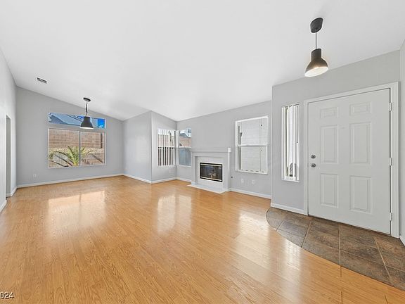 4th image of 1729 Villa Vista Way