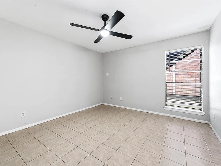 9616 Long Point Rd #33 — Photo 3