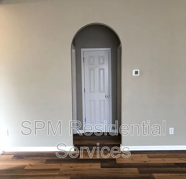 3810 River Front Pl #202 — Photo 8
