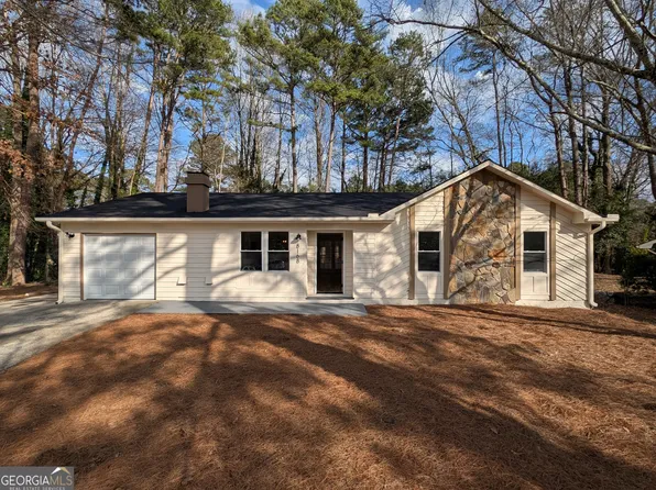 8168 Spring Ct, Riverdale, GA 30274