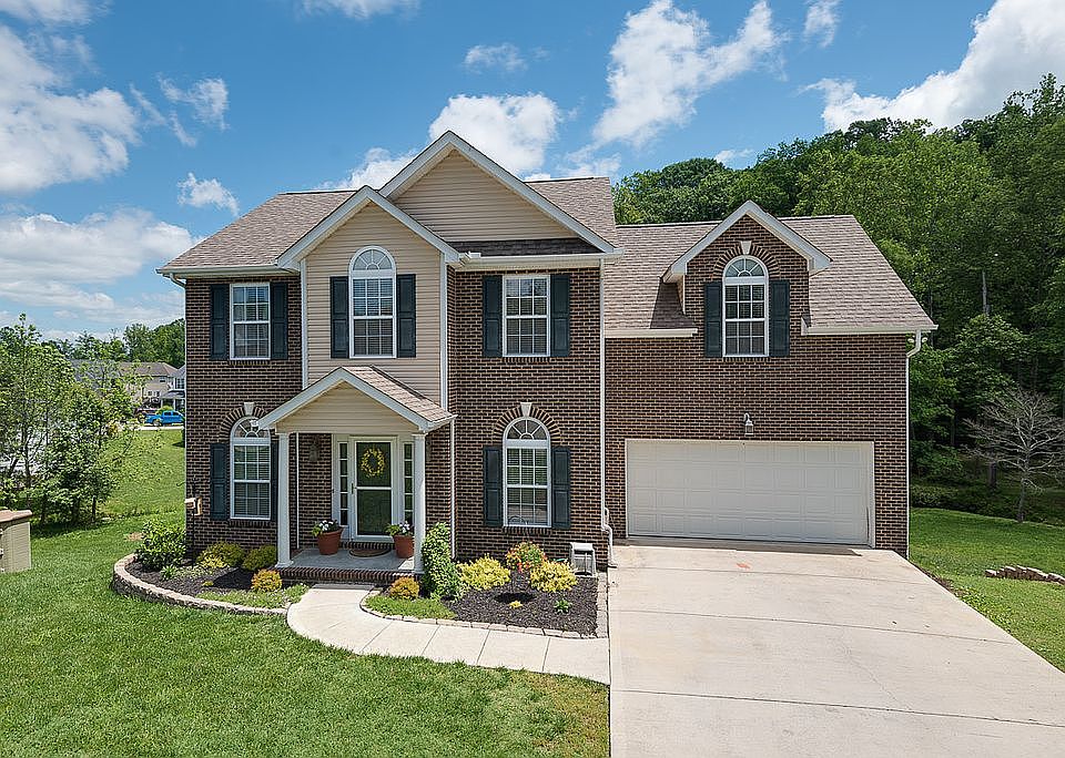 1st image of 3304 Rocky Path Ln